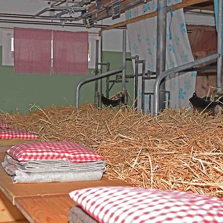 Schiltenhof Schlafen Im Stroh Farm stay *